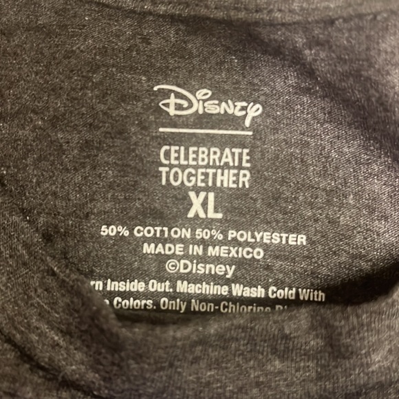 Disney Patriotic Mickey Mouse T-Shirt- Size XL NWT - Picture 5 of 5